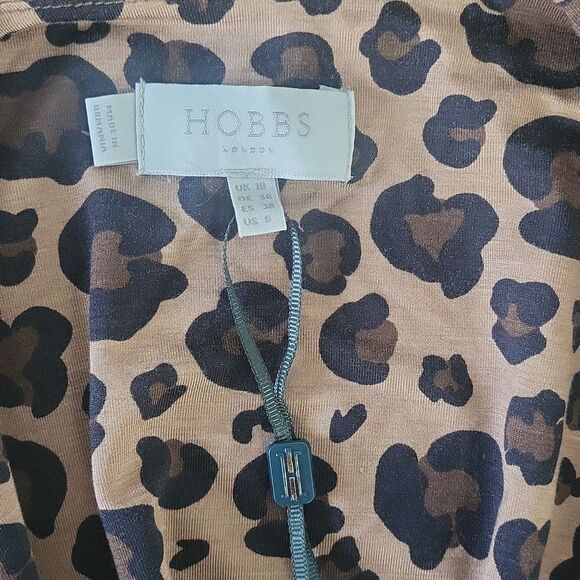 Hobbies in Delilah Wrap Dress size 6. New - Picture 7 of 7